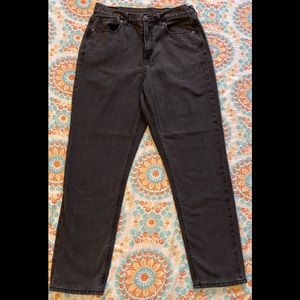 American Eagle Mom Jeans